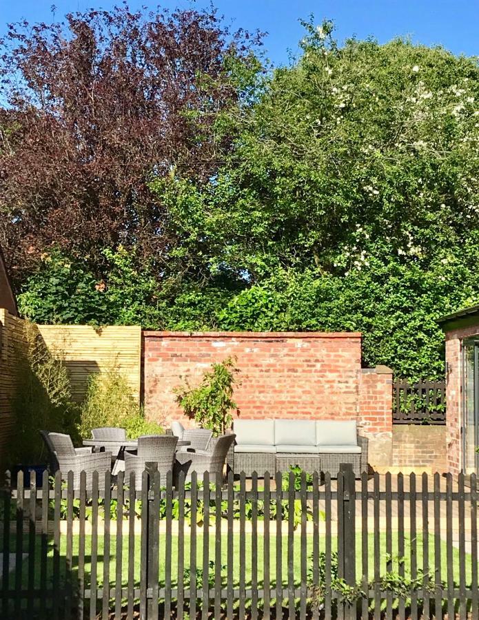 Eden Cottage Frodsham Exterior photo